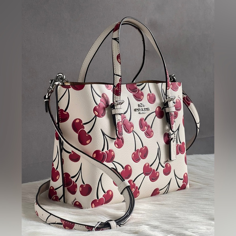 CY695 - Coach Mollie Tote Bag 25 With Cherry Print - Picture 2 of 16